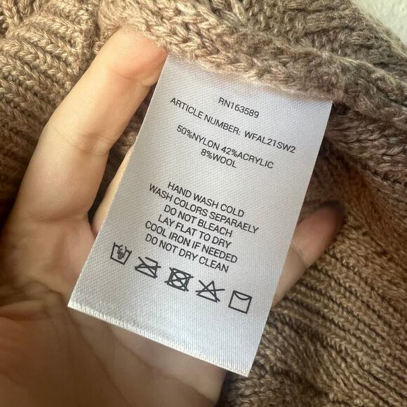 Who What Wear Knox Cable Knit Sweater Vest in Camel Brown Size M - Picture 4 of 5